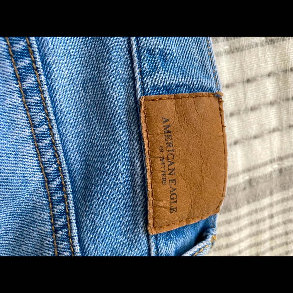 American Eagle Mom Jeans